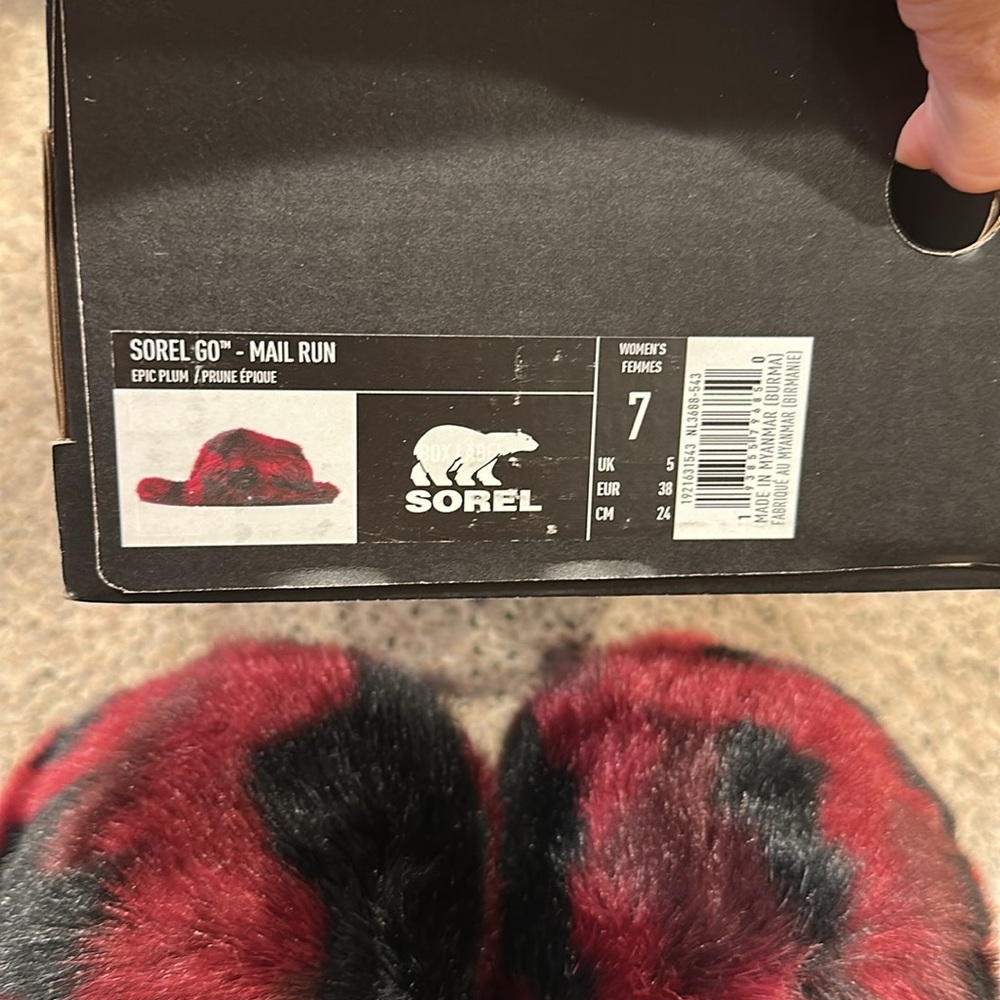 Sorel Go Mail Run Slippers - Picture 6 of 7
